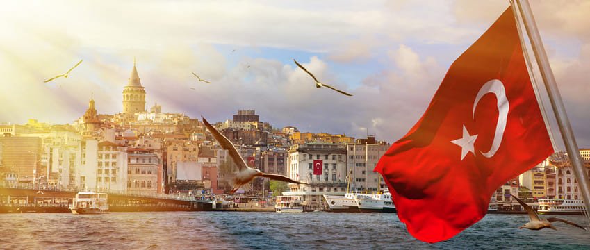 Vue sur le pont Galata d'Istanbul en Turquie